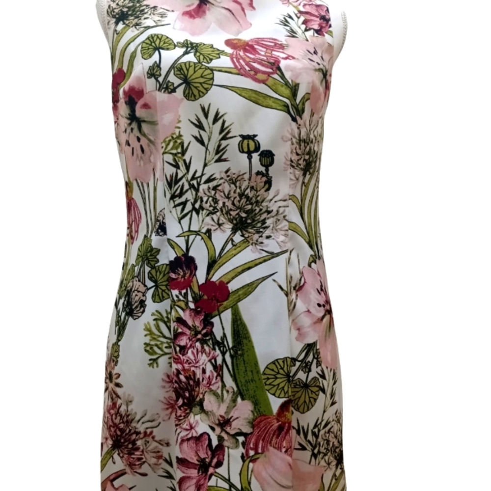 AGB Feminine Floral print Sleeveless Midi dress with a contemporary style (6) - Picture 2 of 6